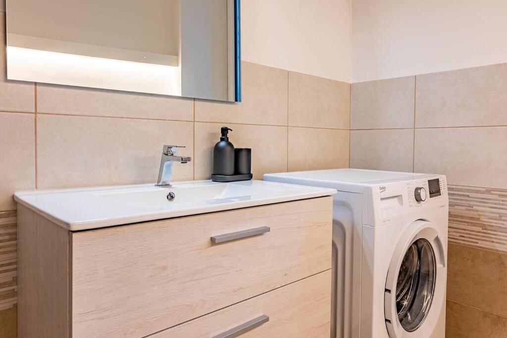 Guest Planet - Cozy Housing Porta Romana M3 밀라노 외부 사진