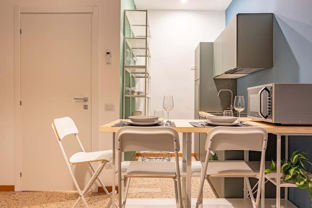 Guest Planet - Cozy Housing Porta Romana M3 밀라노 외부 사진